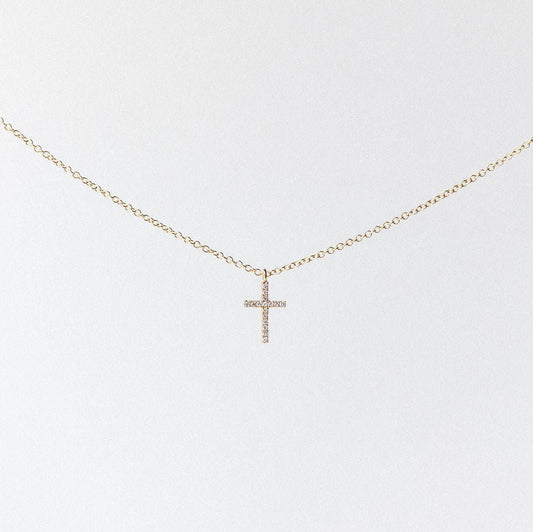 CRUZ. DIAMANTES MONTADOS EN ORO AMARILLO 14K